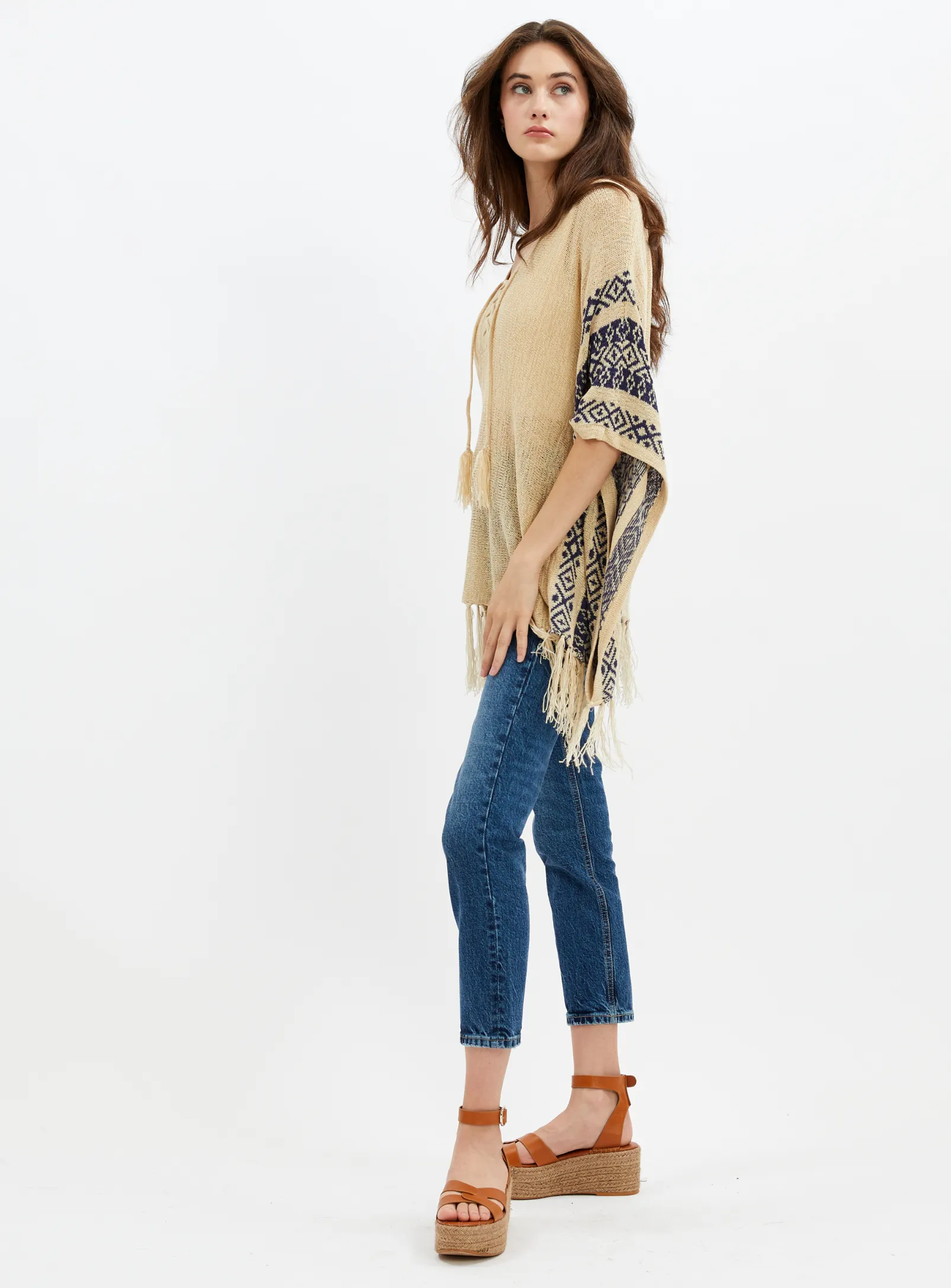 ARIA | Lace-up Poncho Shirt || ARIA  |Chemise Poncho à Lacets