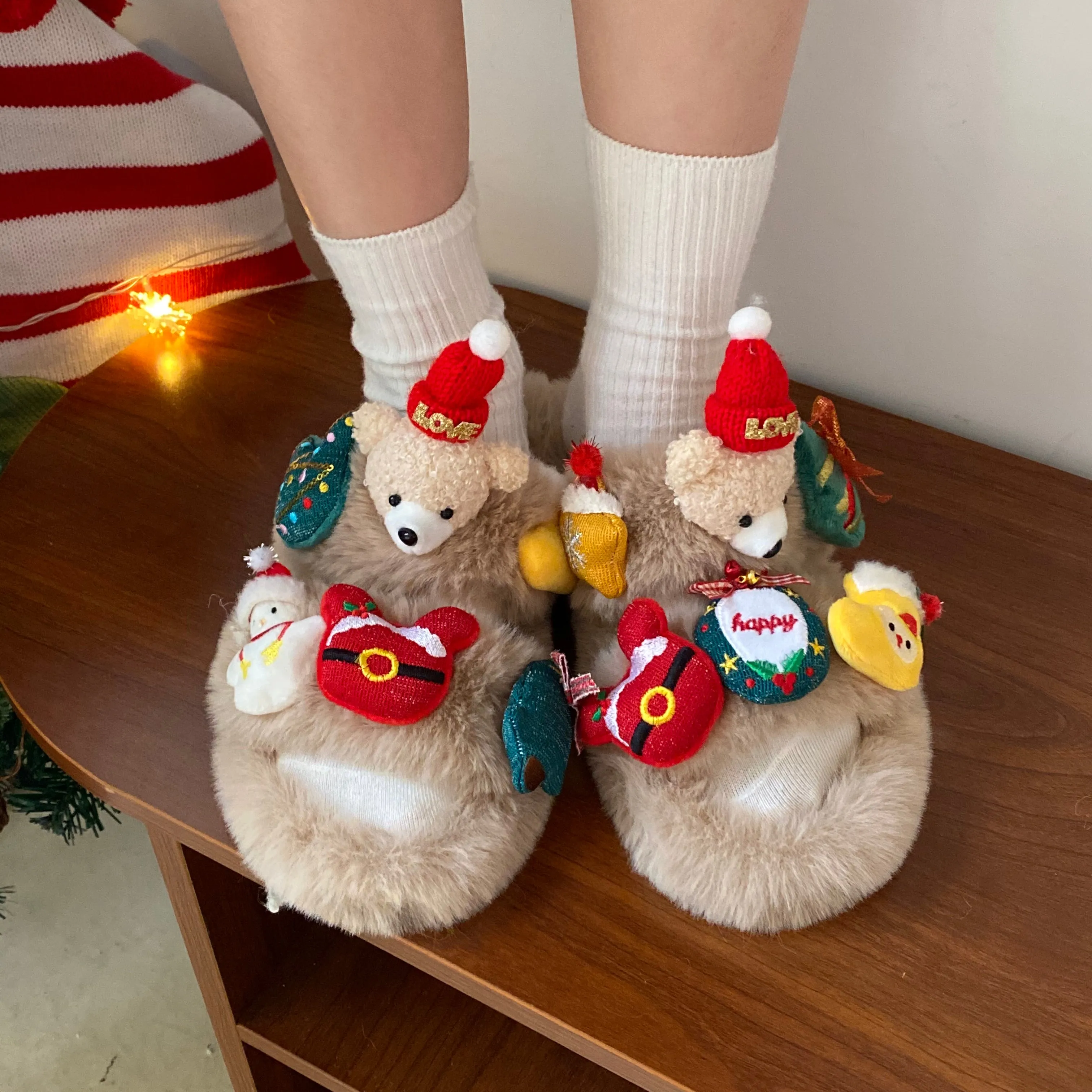 Christmas Plush Slippers  KF83049