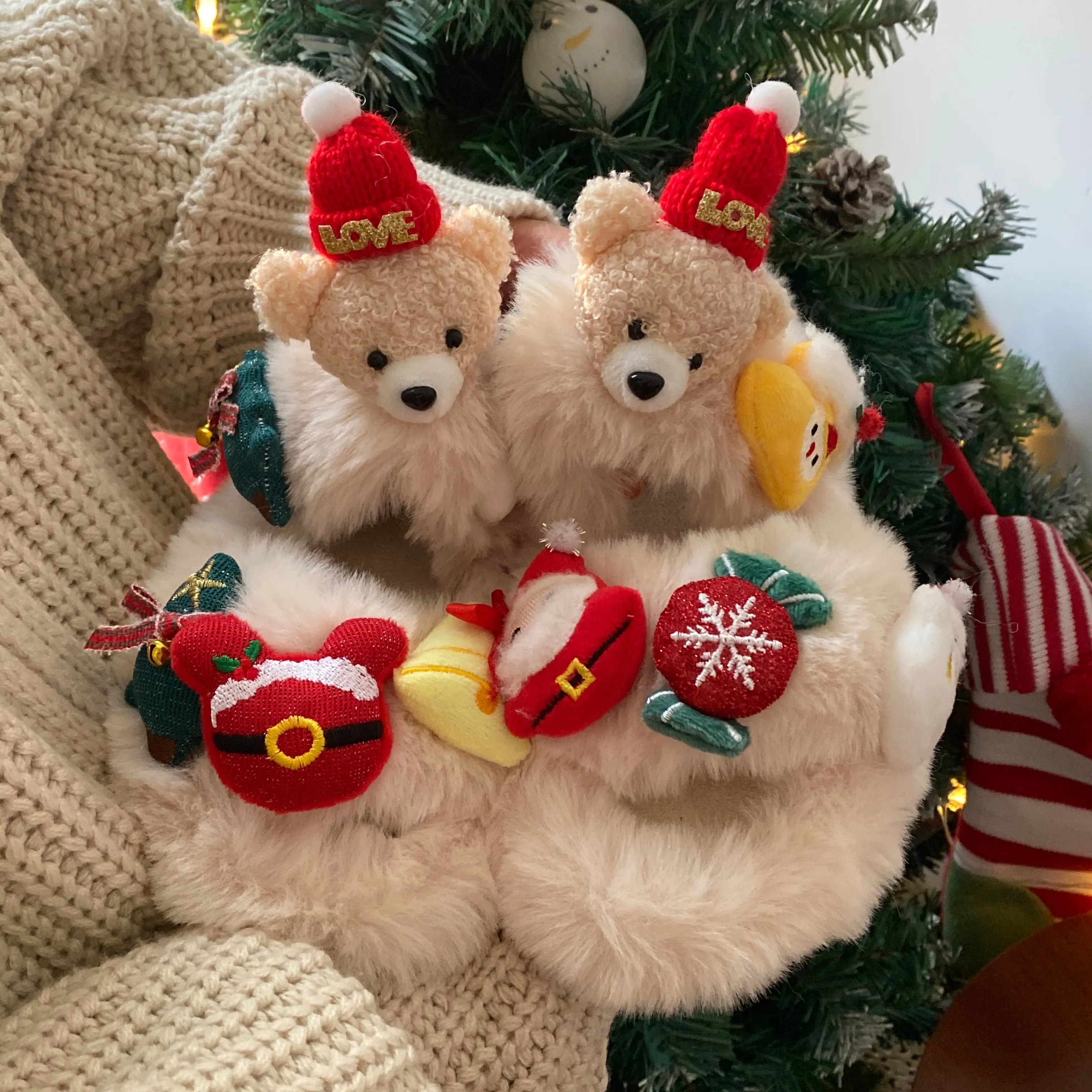 Christmas Plush Slippers  KF83049