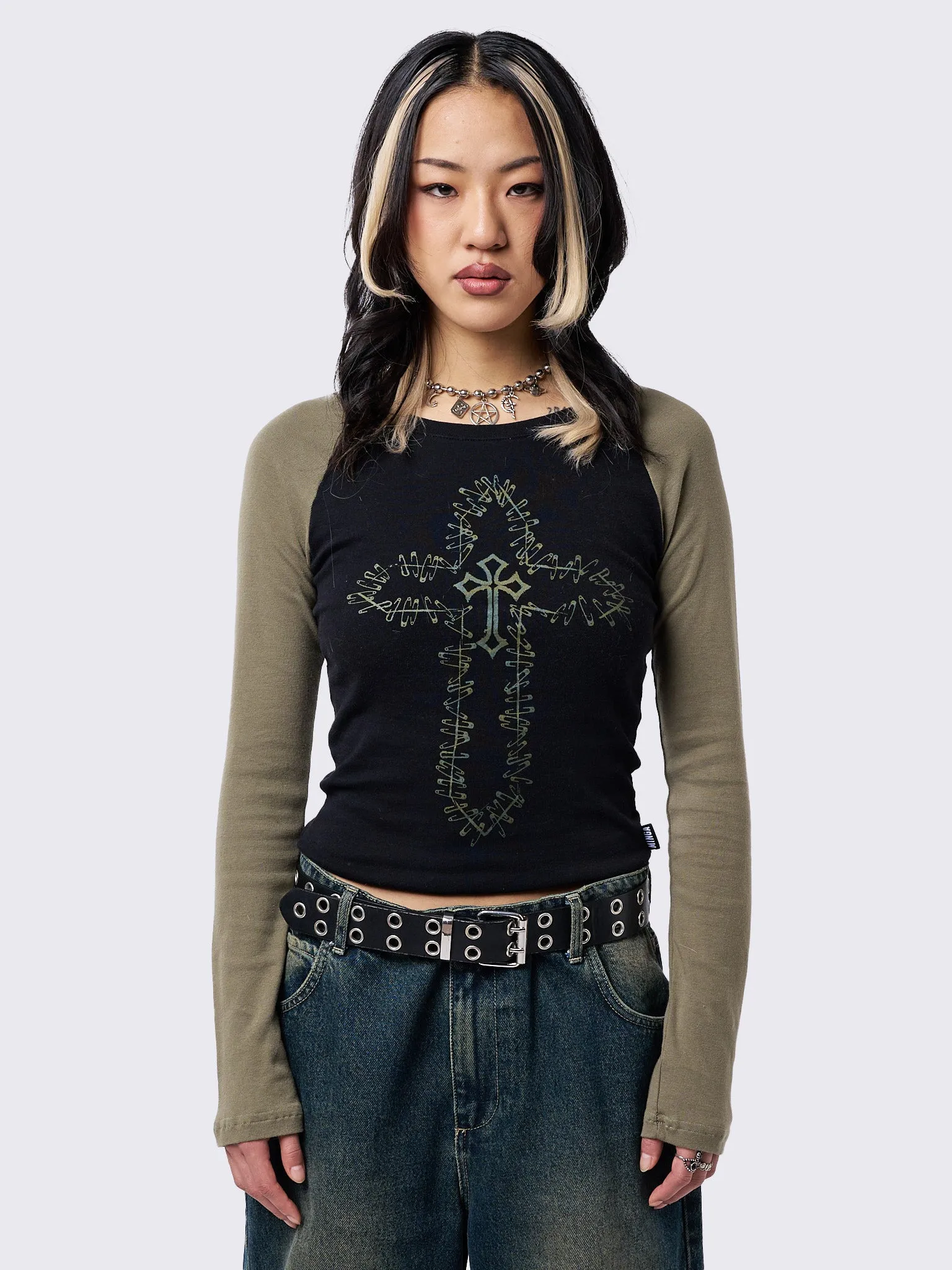 Hollow Cross Graphic Raglan Top